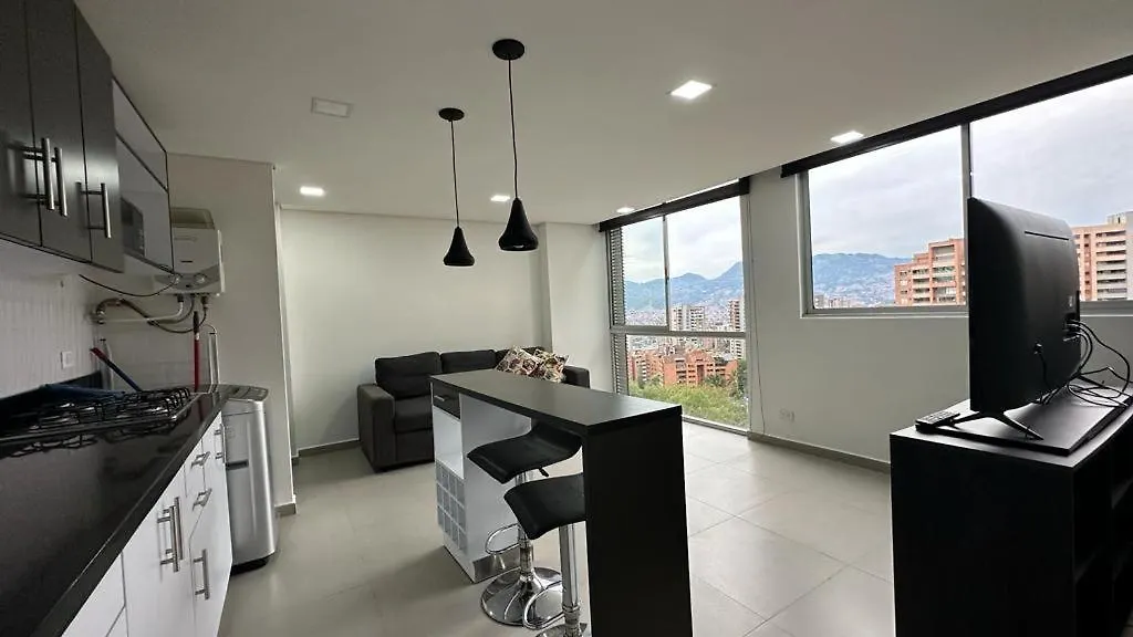 Apartamento Panoramico En Poblado, Medellin location